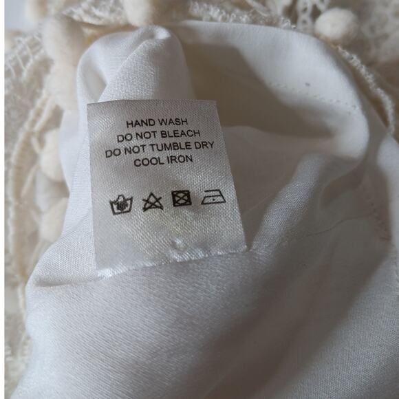 TULAROSA Boho Crochet Crop Top Blouse Shirt Cottage Fairy Cotton Off-White Cream - Picture 10 of 11